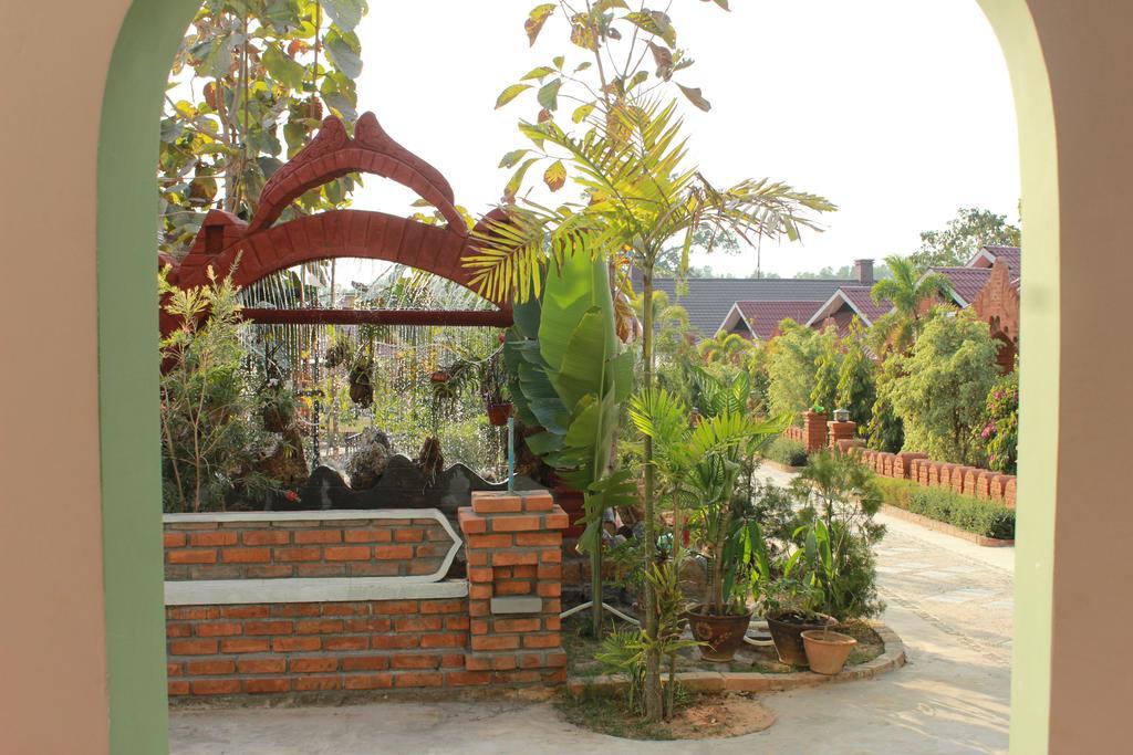 New May Haw Nann Villa Nyaung Shwe Extérieur photo